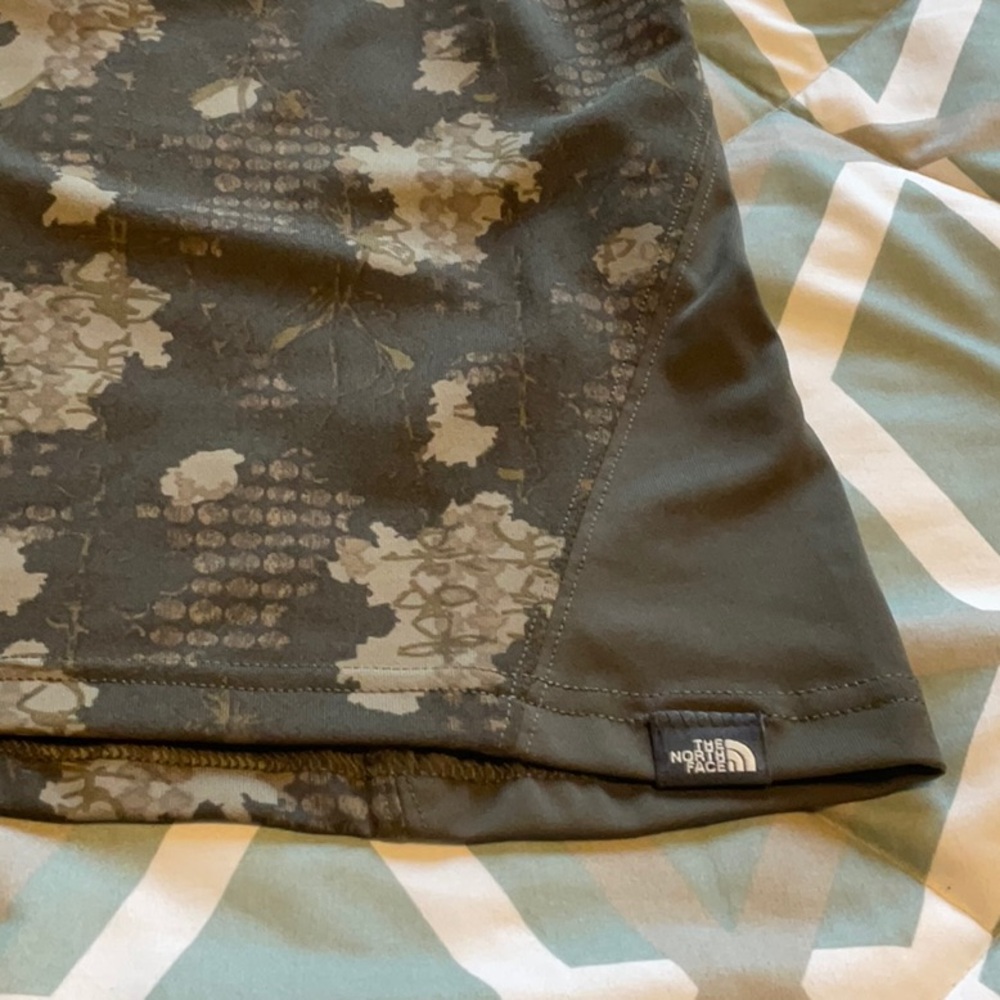 The North Face Women’s active wear. Slim fit,  size medium. Olive green in color